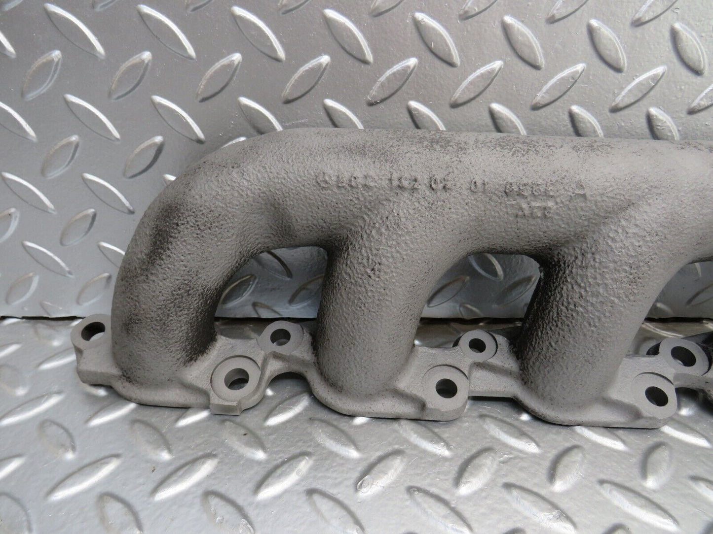 25389 Mercedes-Benz W201 190D Exhaust Manifold 6021420201