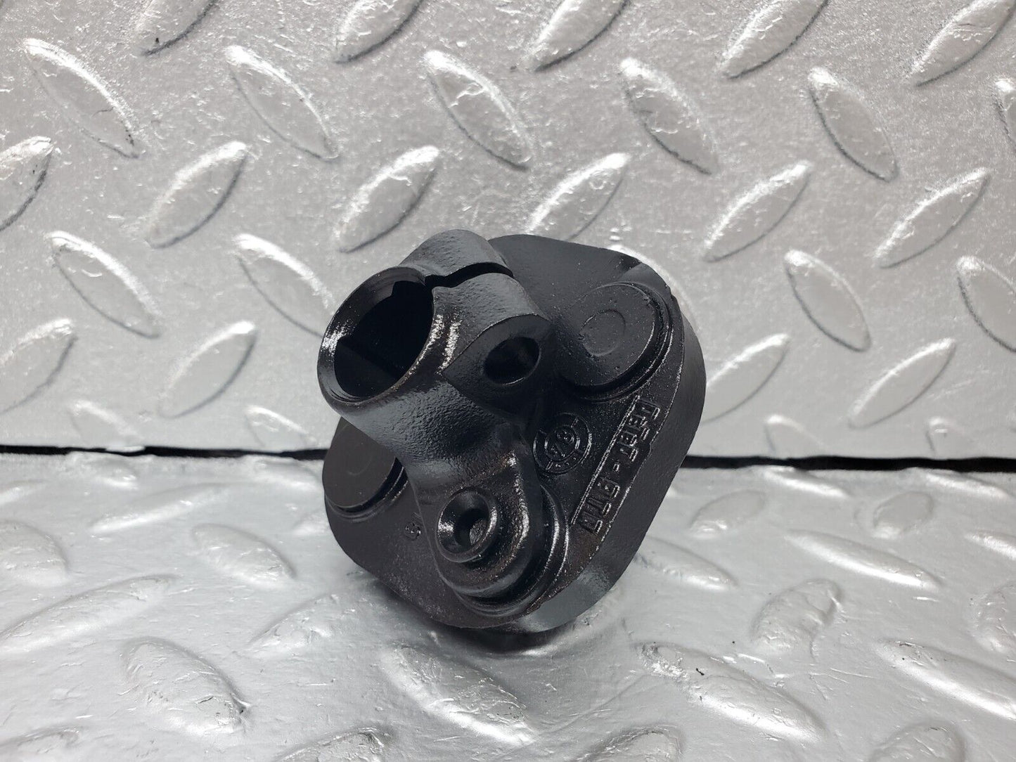 44495 Mercedes-Benz W123 280E Steering Column Lower Shaft Connector 1234620346
