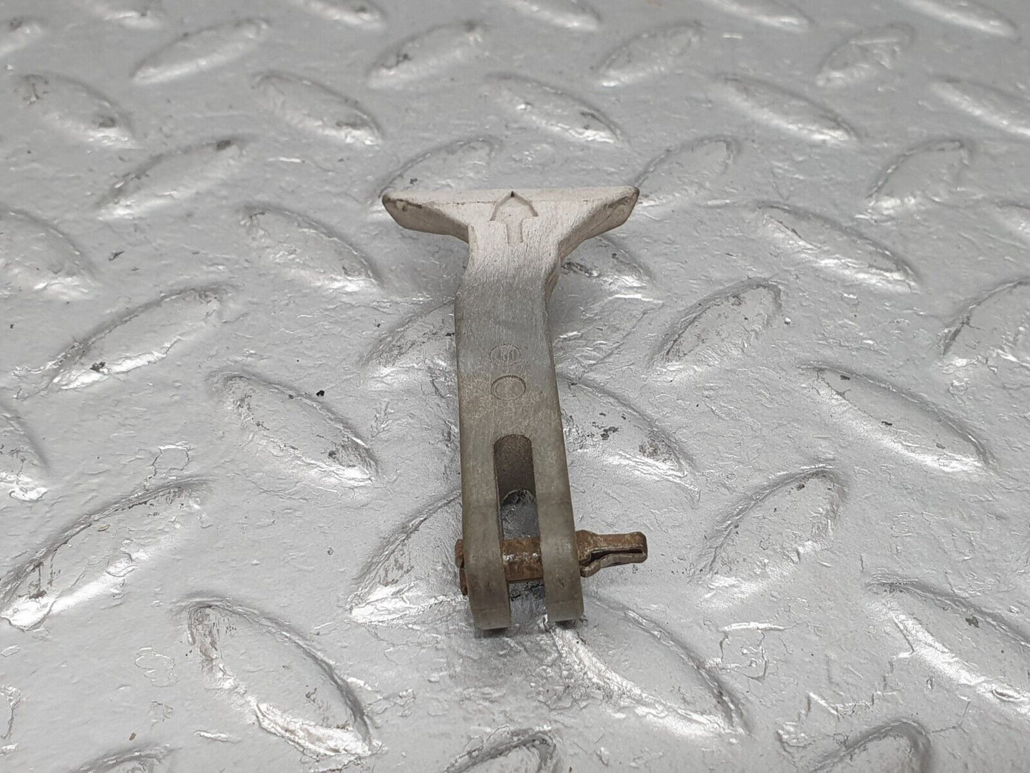 41030 Mercedes-Benz W126 300SE Bonnet Release Pull Handle