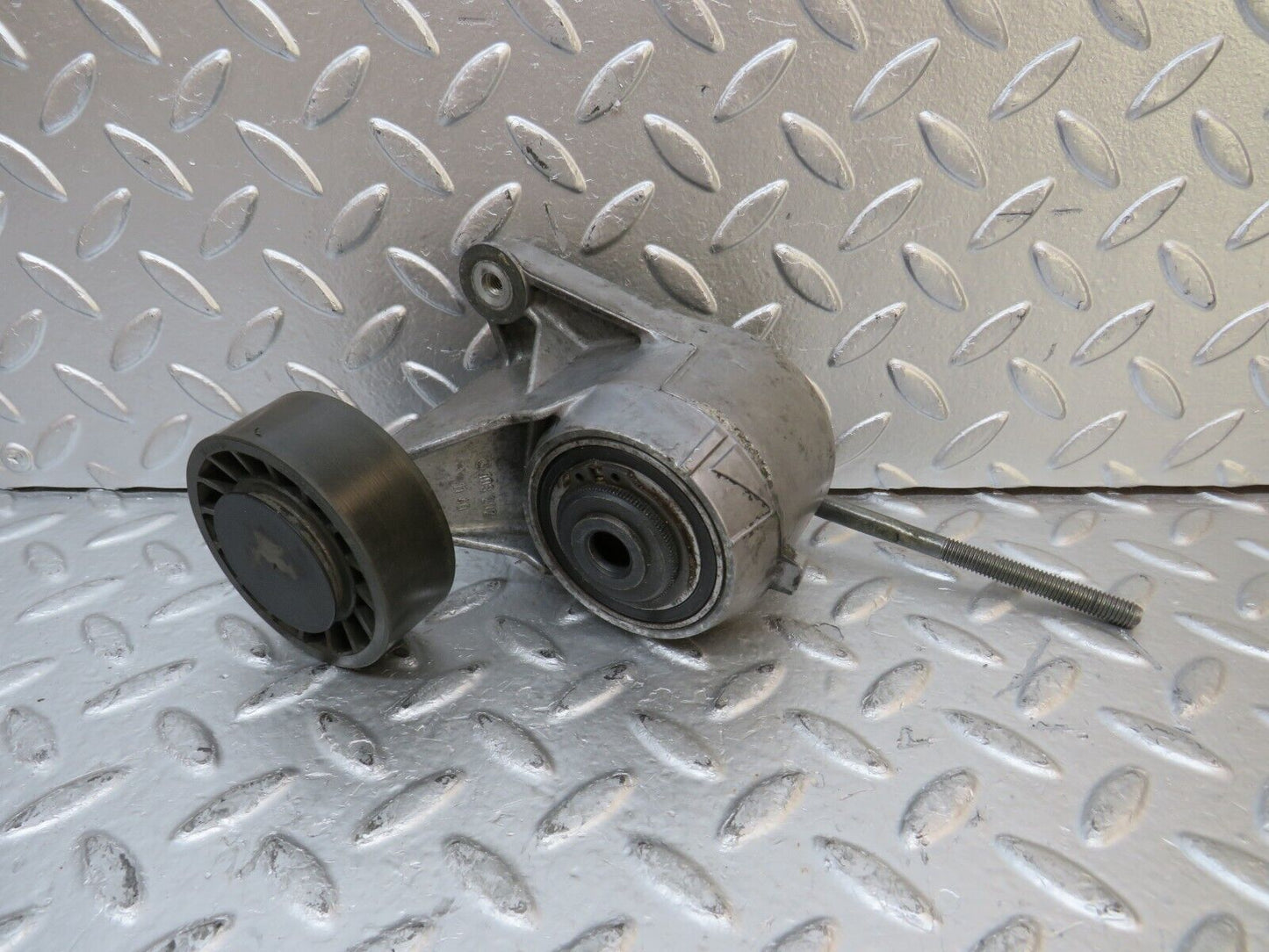 25937 Mercedes-Benz W124 280E Belt Tensioner 1032021140