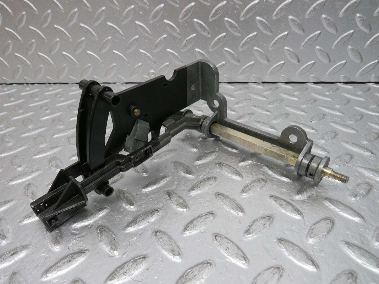 32277 Mercedes-Benz C107 350SLC Coupe Heater Control Mechanism