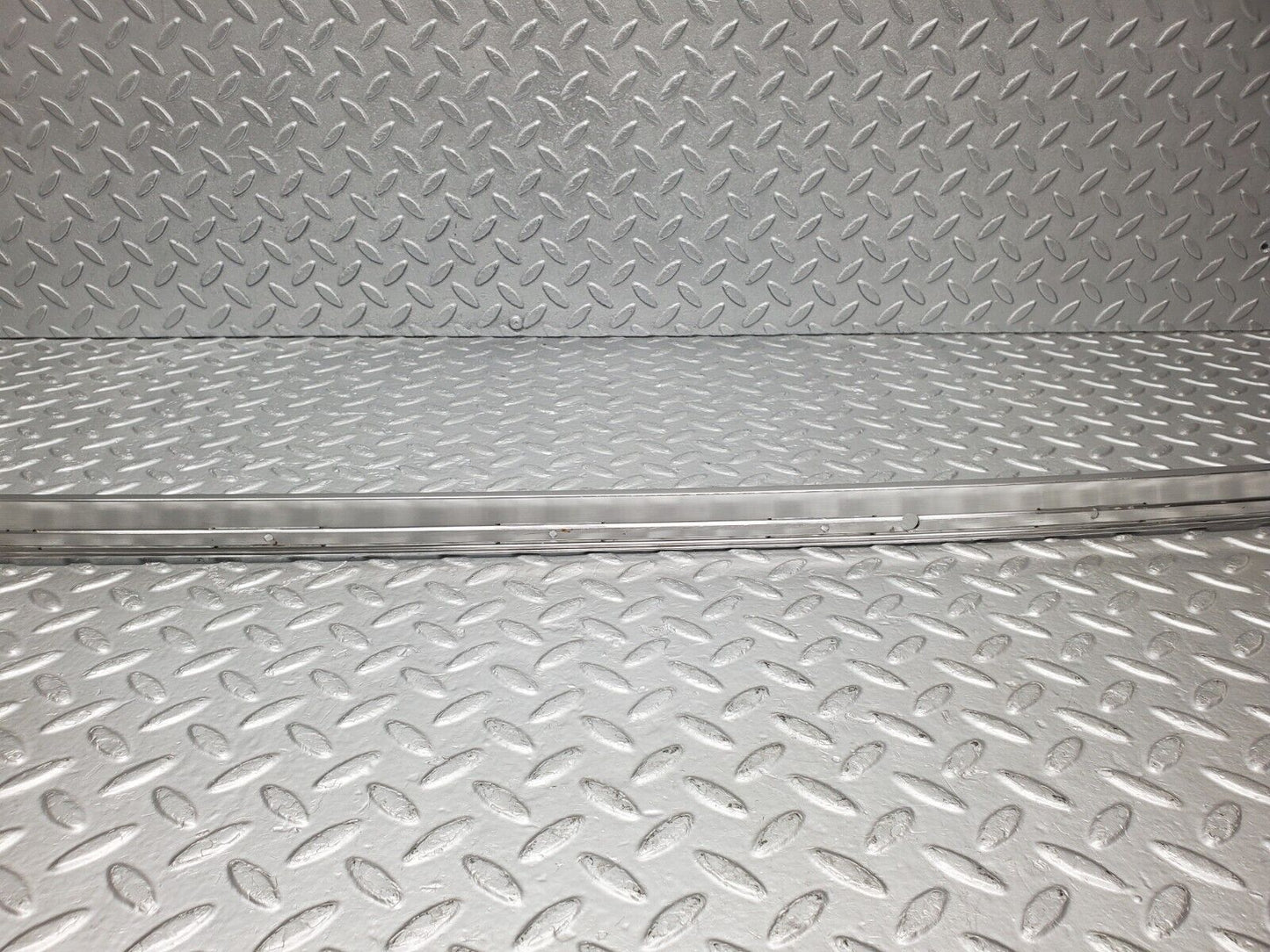 46504 Mercedes-Benz C123 280CE Coupe Chrome Roof Trim Cladding Left Side