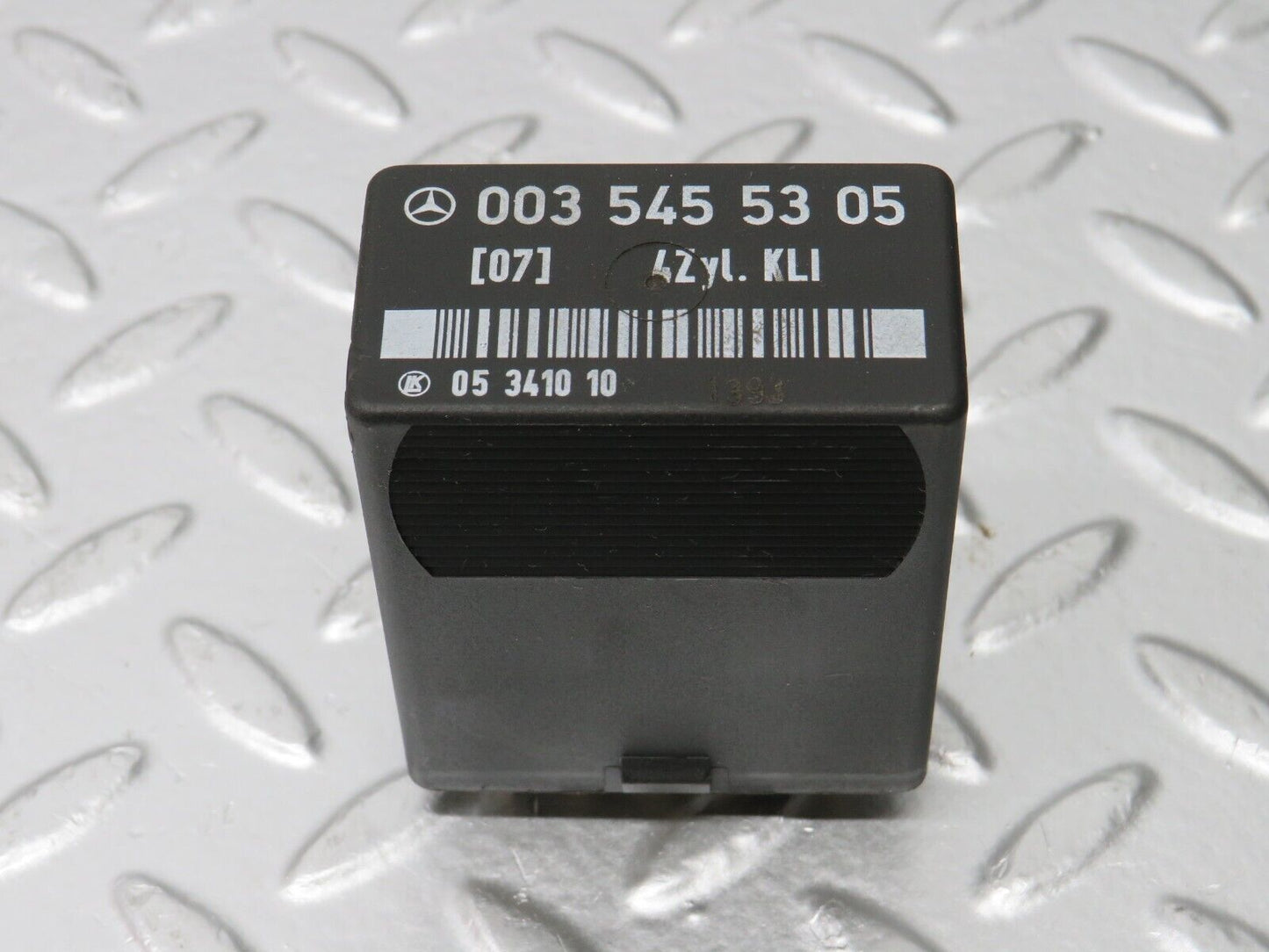 31235 Mercedes-Benz S124 220TE Wagon Fuel Pump Relay 0035455305