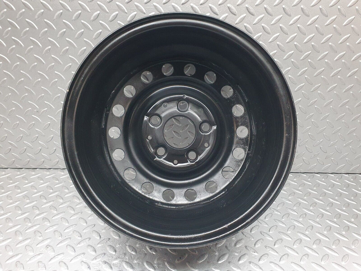 44242 Mercedes-Benz C126 380SEC Coupe Steel Wheel 6Jx14H2 ET30 1234001602