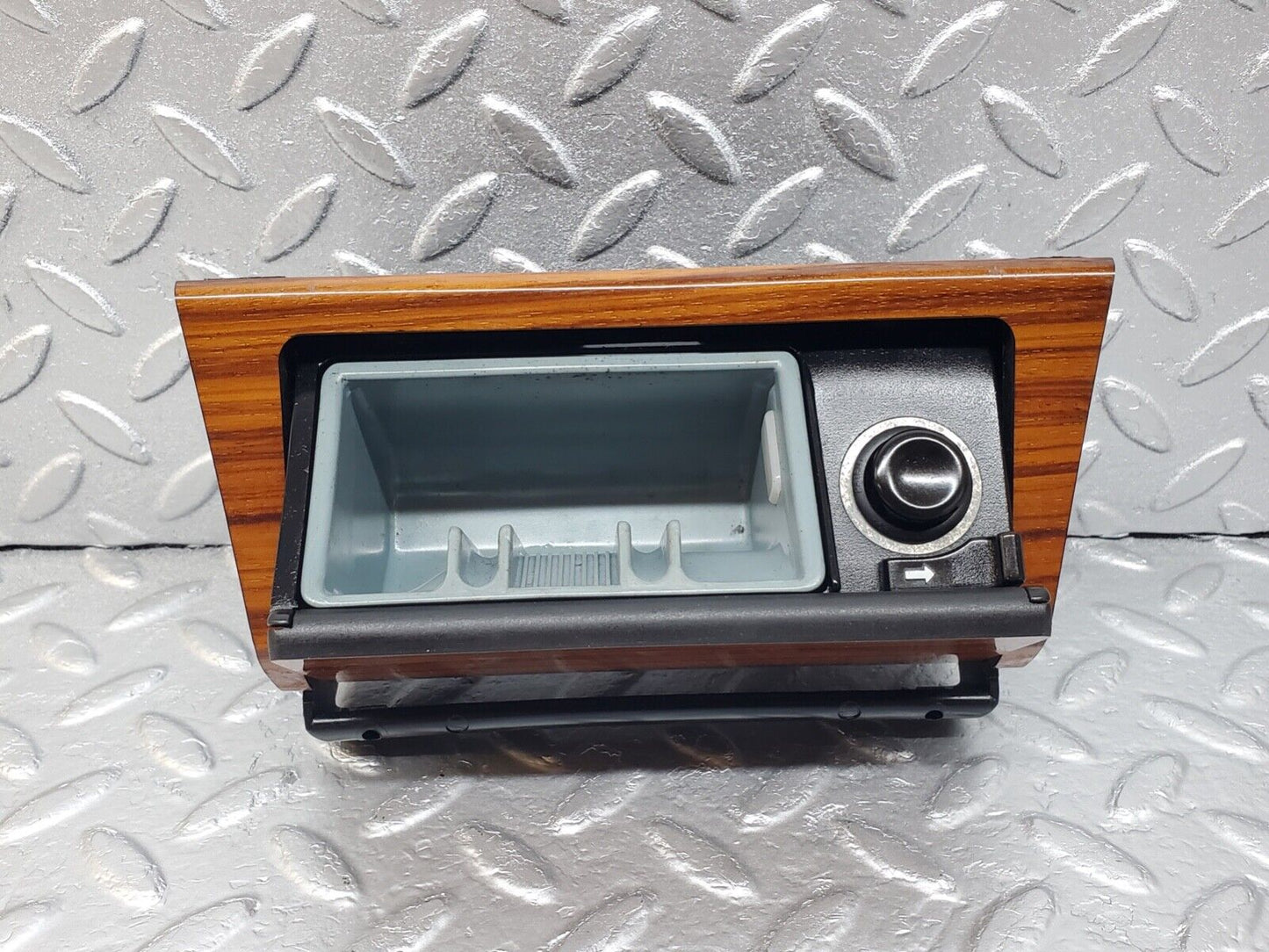 44657 Mercedes-Benz W124 220E Centre Console Ashtray Wood Finish