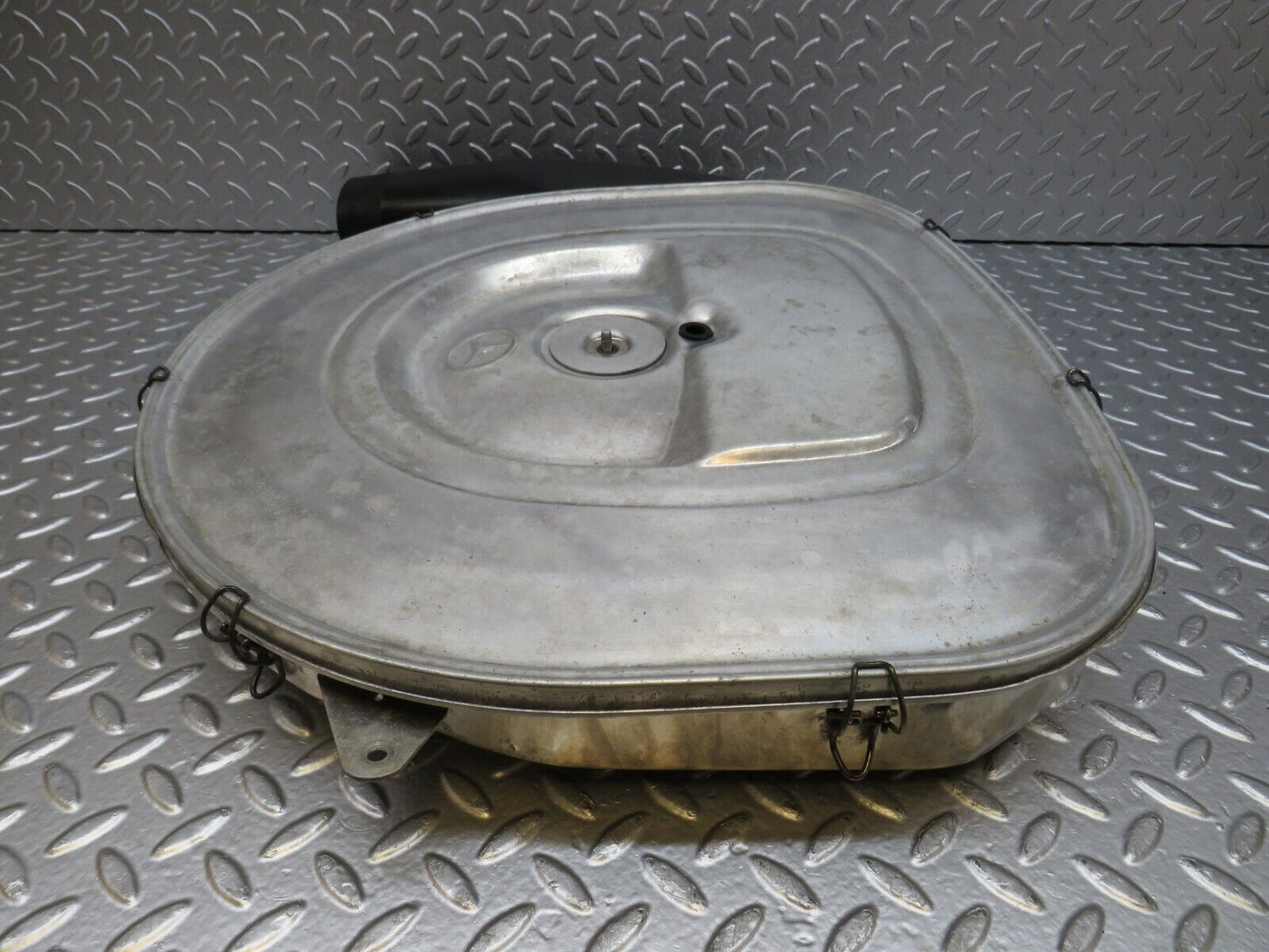 34285 Mercedes-Benz C126 380SEC Coupe Aluminium Air Filter Box Housing  0100948602