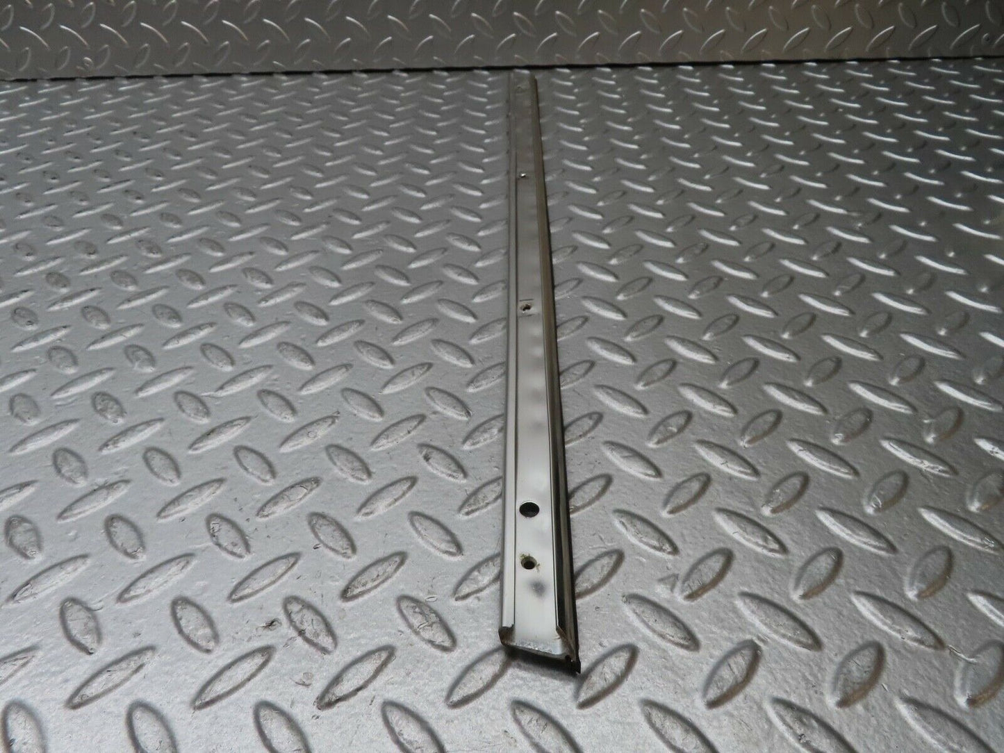 20571 Mercedes-Benz R107 450SL Roof Chrome Trim Left Side