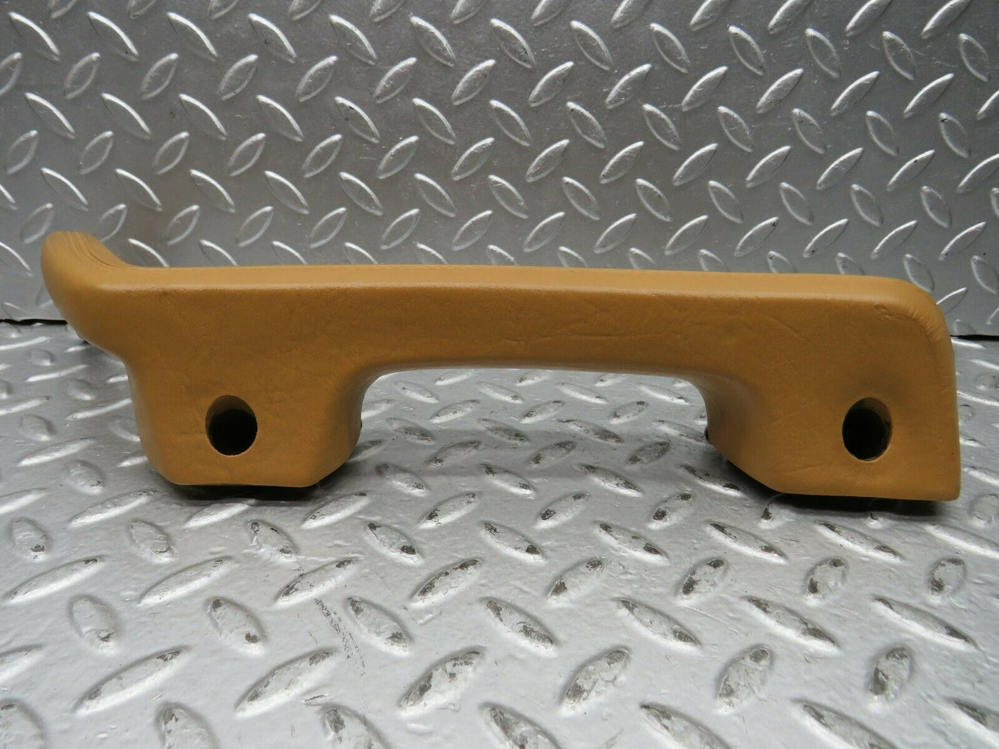 21966 Mercedes-Benz S123 280TE Rear Right Door Handle Palomino 1239701801