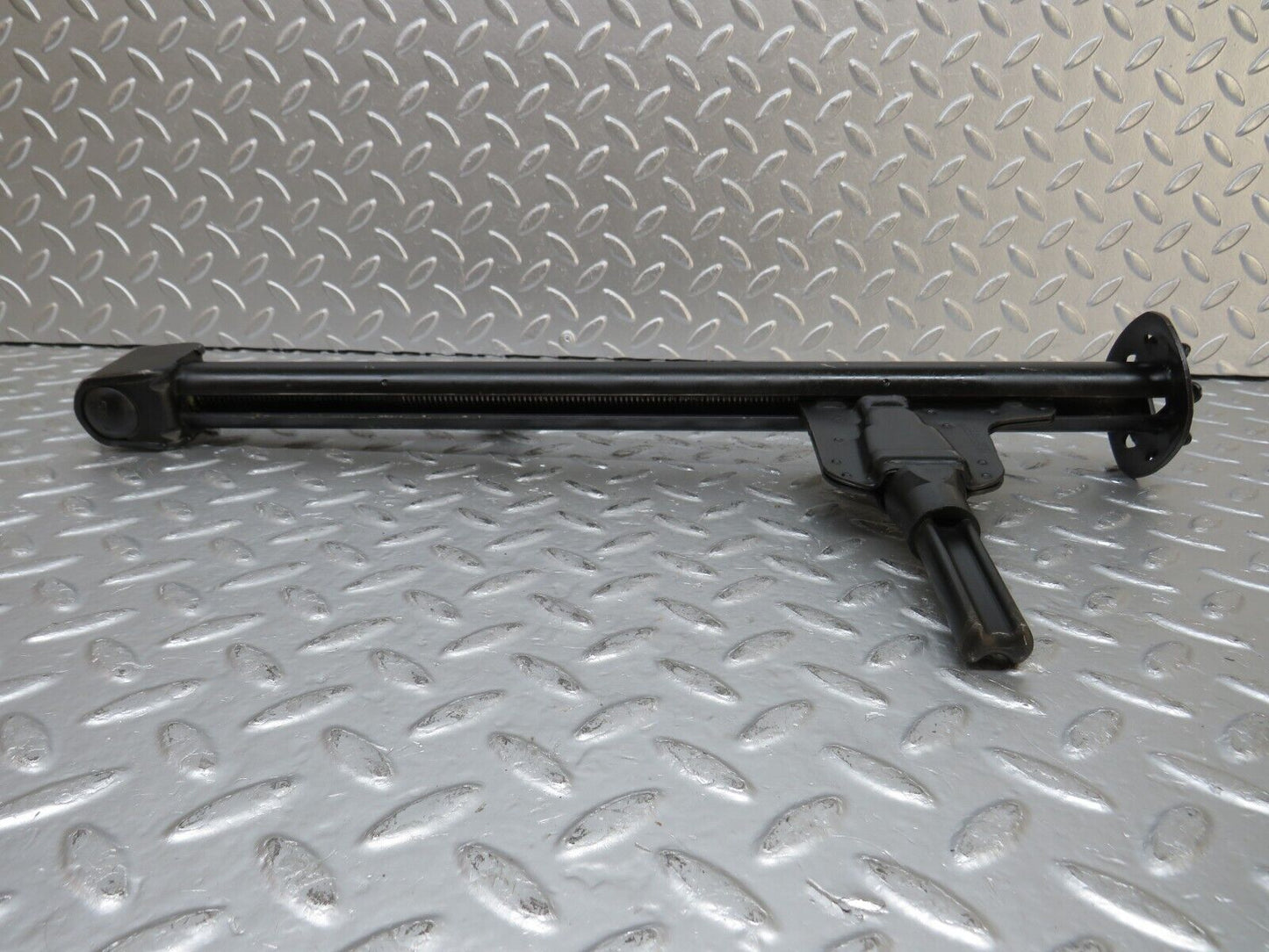 32729 Mercedes-Benz W201 Car Jack 2105830115