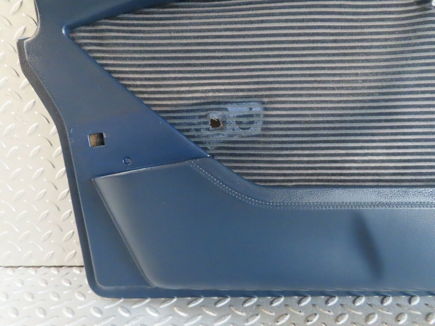 17739 Mercedes-Benz W116 450SEL Front Left Door Card Blue