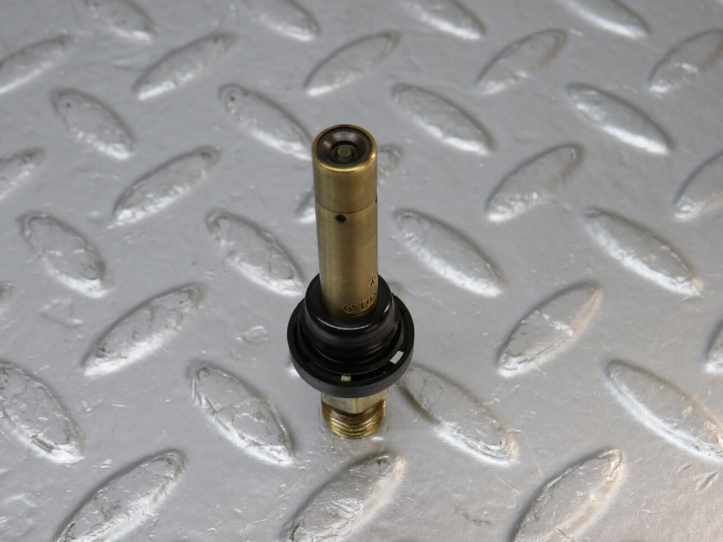 34477 Mercedes-Benz C126 380SEC Coupe Fuel Injector Bosch 0437502047