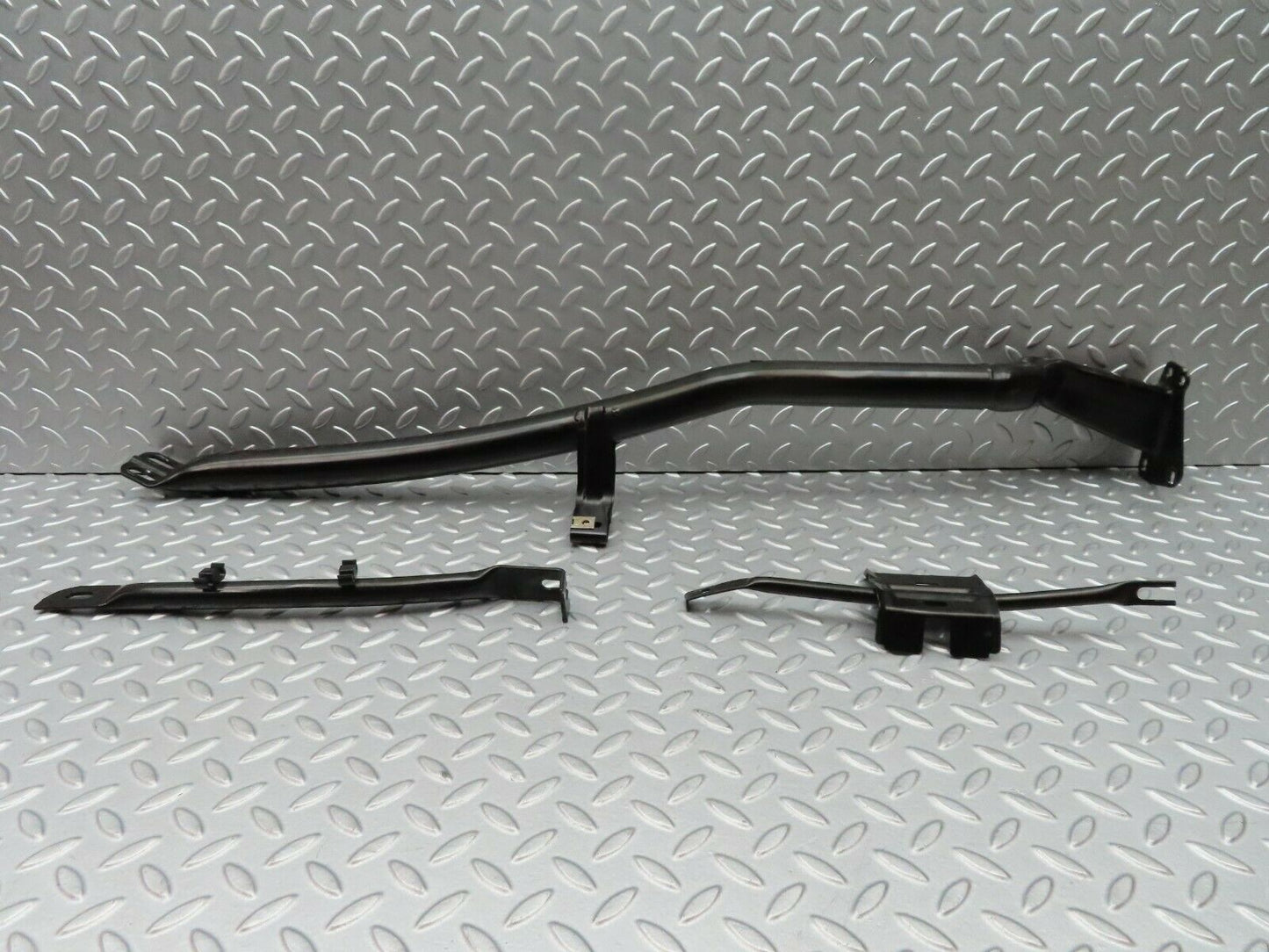 5364 Mercedes-Benz W124 230E Dashboard Bracket
