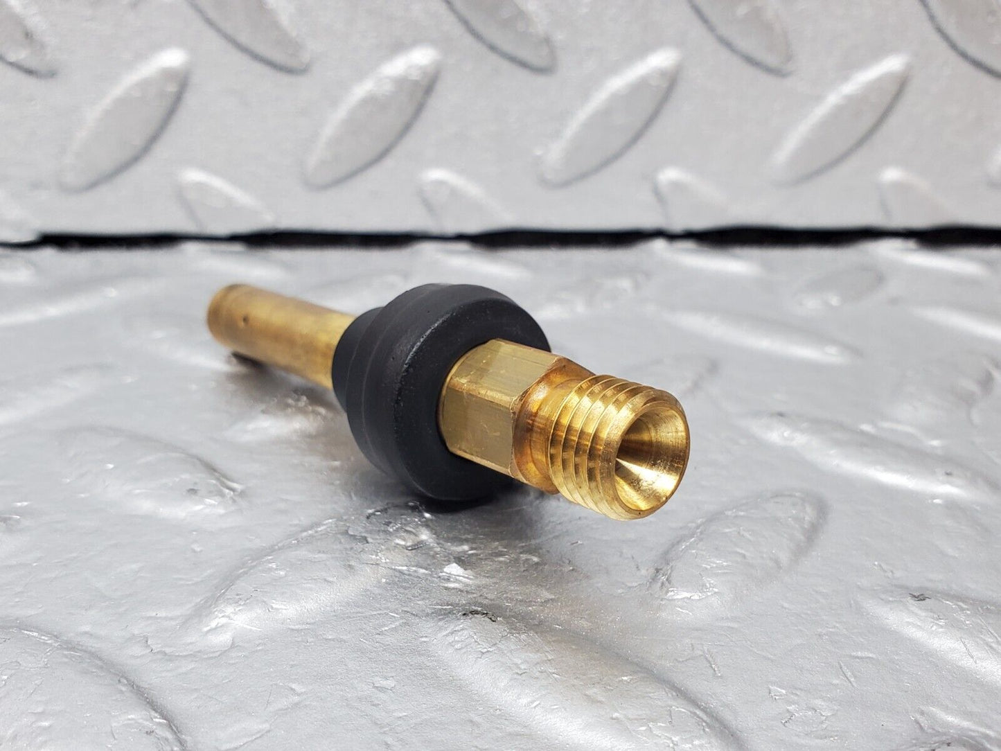 45338 Mercedes-Benz 280E M110.983 Fuel Injector Bosch 0437502047