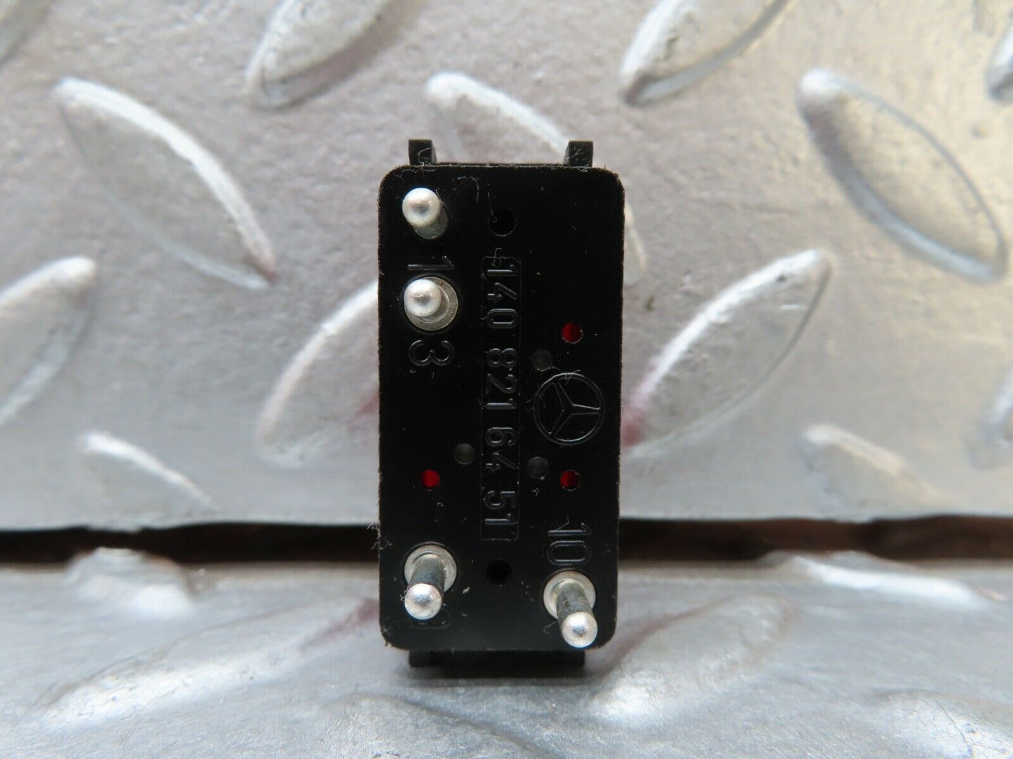 19718 Mercedes-Benz C140 CL420 Coupe Hazard Warning Light Switch 1408216451