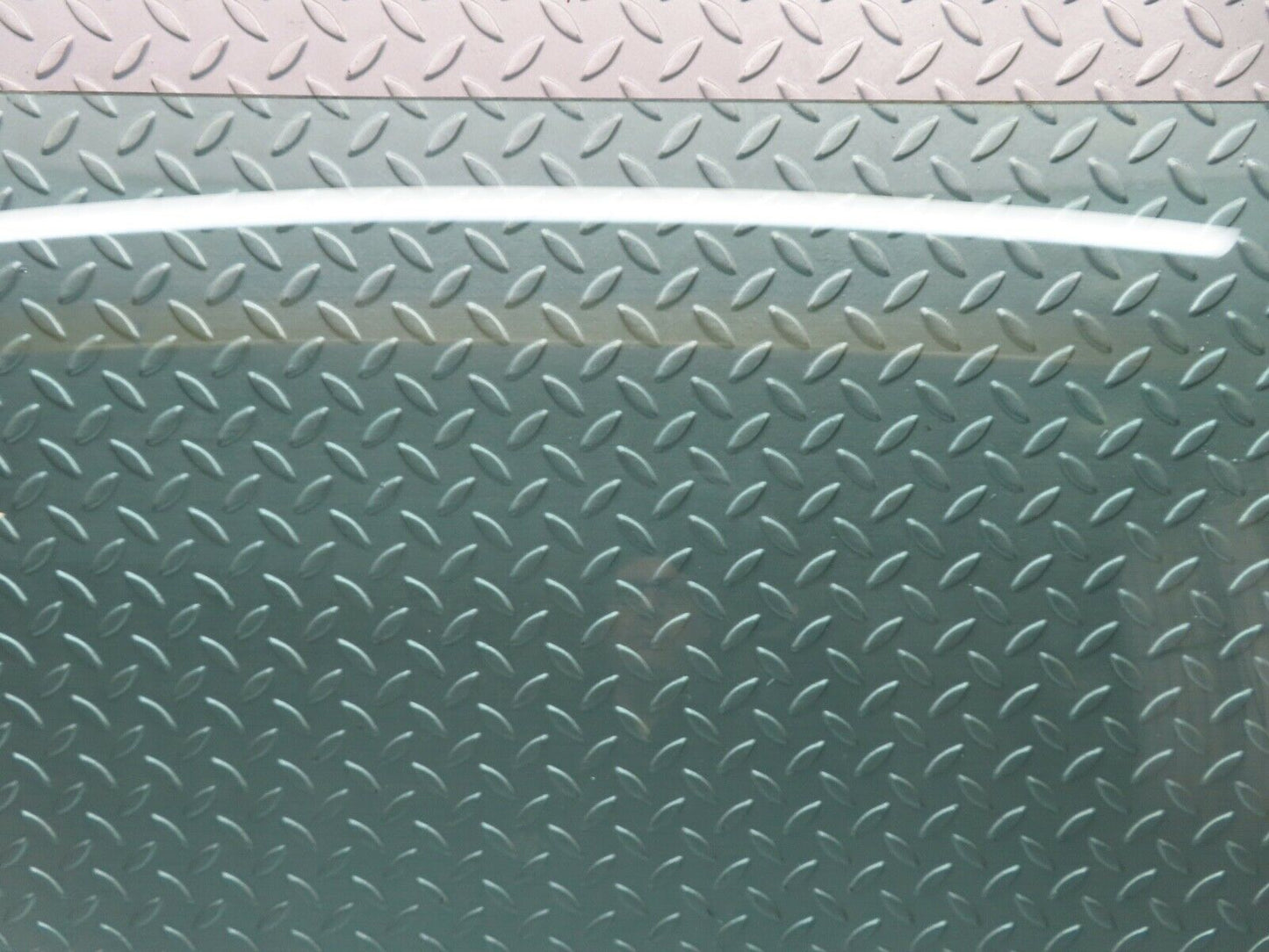 21602 Mercedes-Benz W126 300SE Rear Heated Windscreen Glass