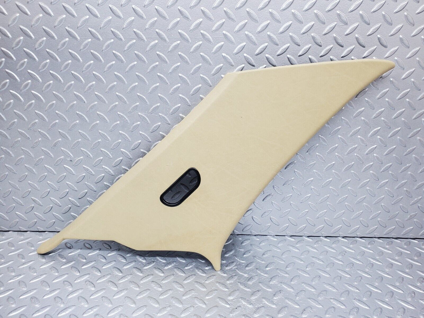 44315 Mercedes-Benz W123 280E C Pillar Cover Panel Left Side Beige 1236900325