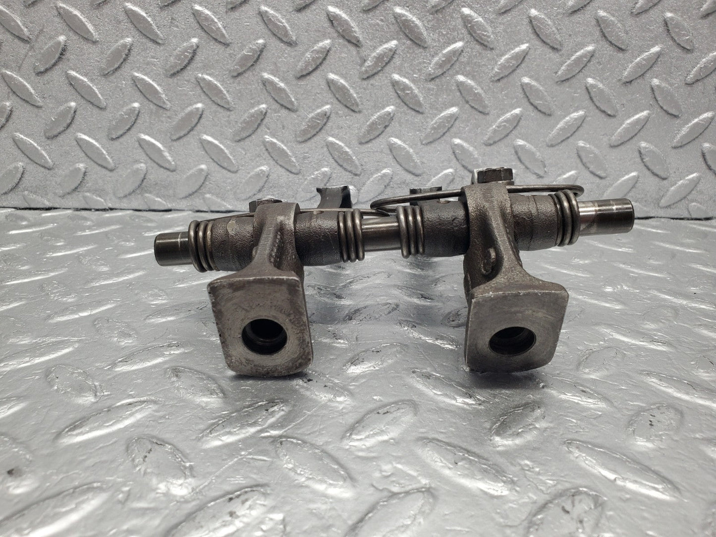 W112 rocker arm support arm and shaft used OEM