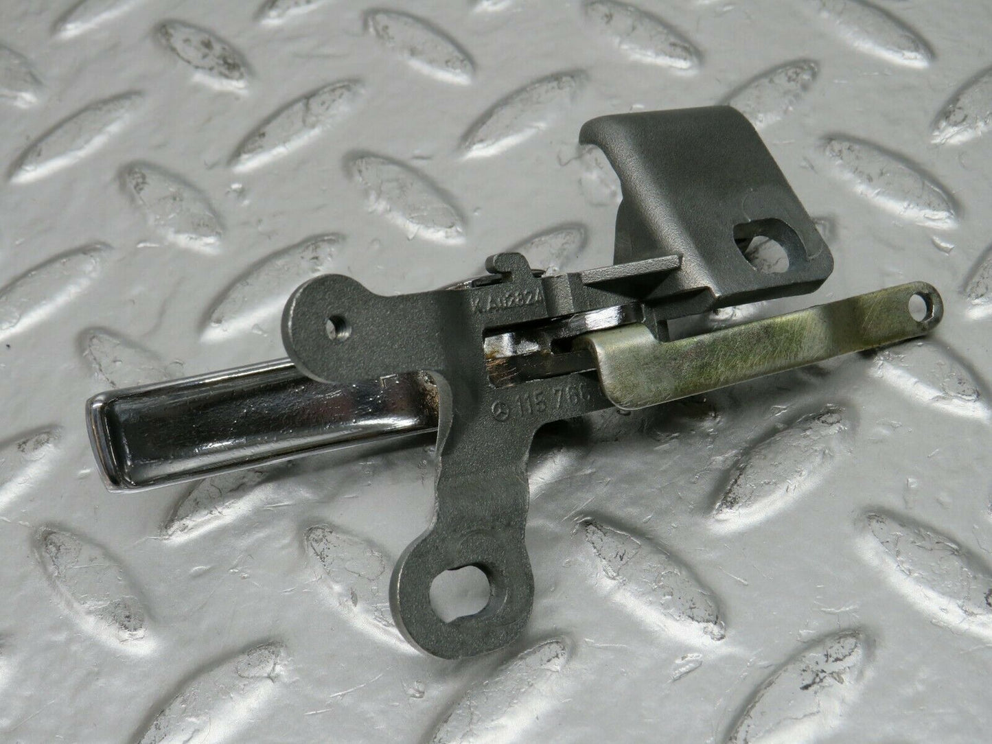 24471 Mercedes-Benz W108 Left Interior Door Handle 1157660119