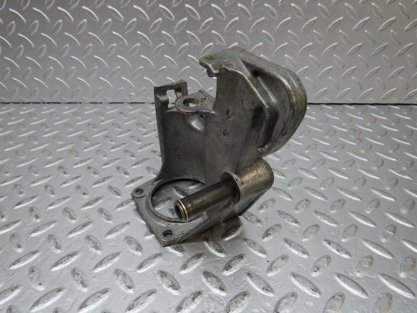 31970 Mercedes-Benz W123 230E Brake Pedal Bracket 1232900219