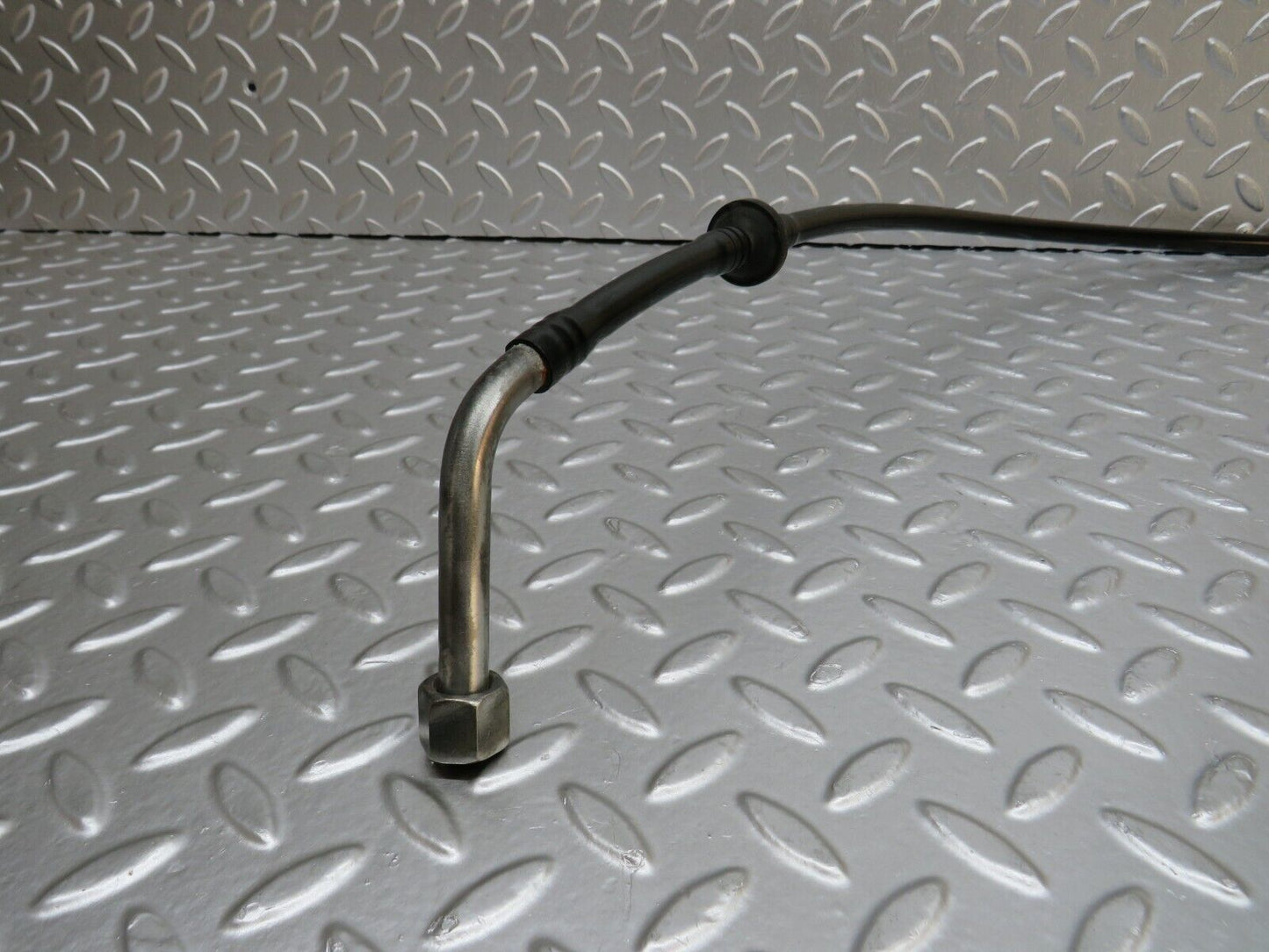 30419 Mercedes-Benz W124 230E Brake Servo Vacuum Pipe