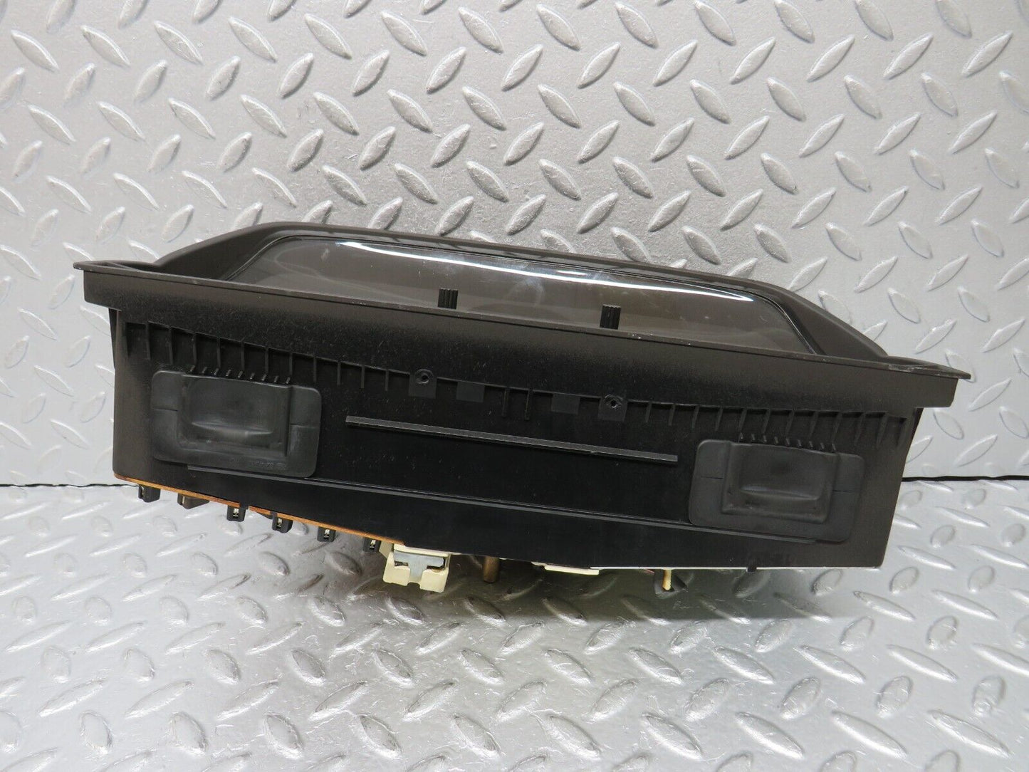 38805 Mercedes-Benz W201 190E Instrument Cluster VDO 2015430923 2015429806