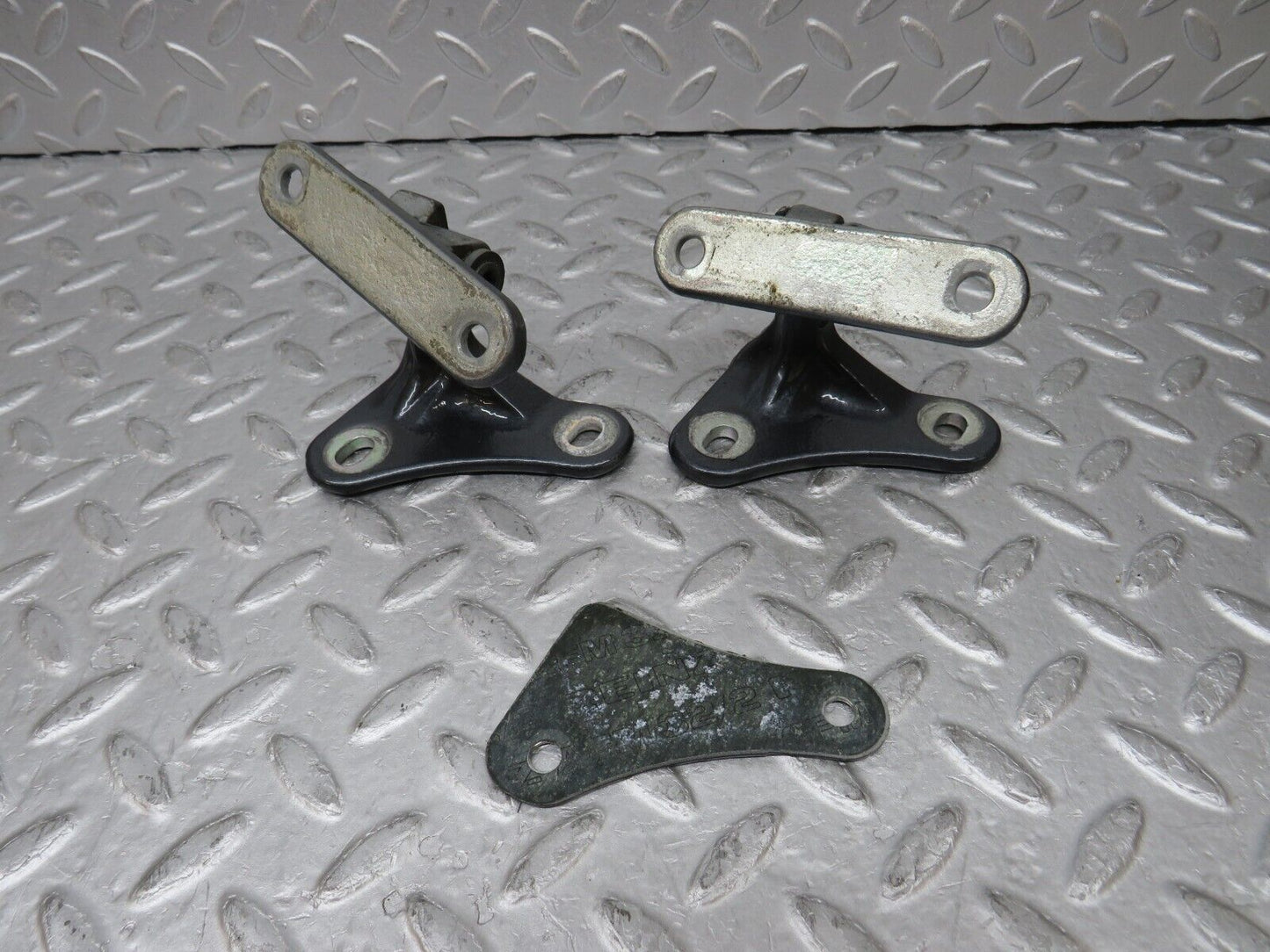 35267 Mercedes-Benz W221 Front Left Door Hinge