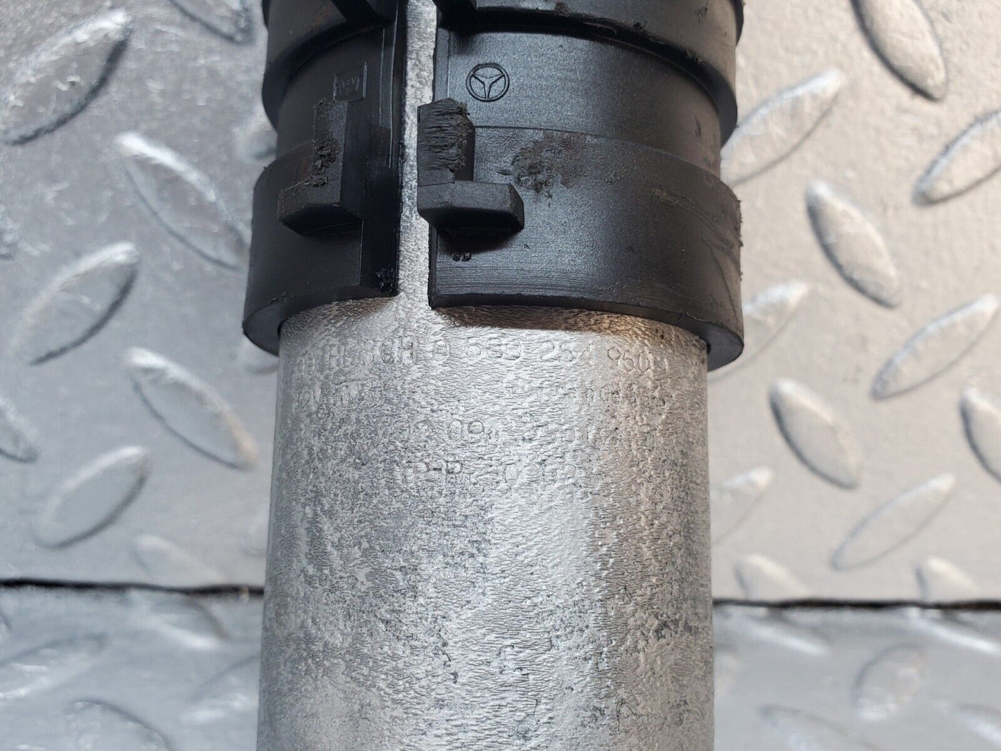 45931 Mercedes-Benz W126 420SE Fuel Pump Bosch 0580254950