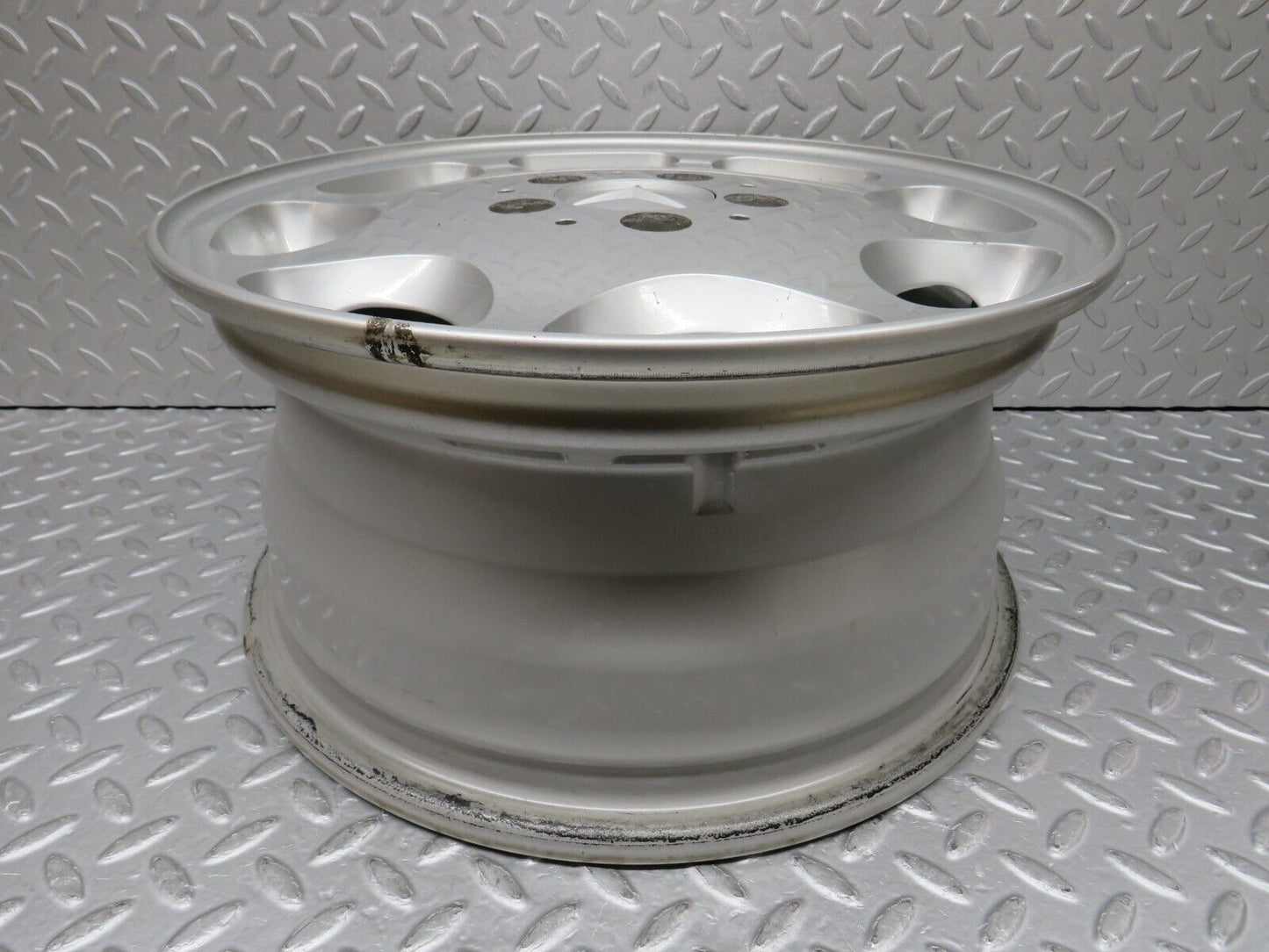 38187 Mercedes-Benz A124 Alloy Wheel 7Jx15H2 ET41 1244011302