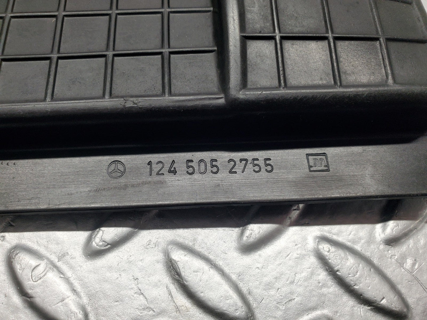 46928906