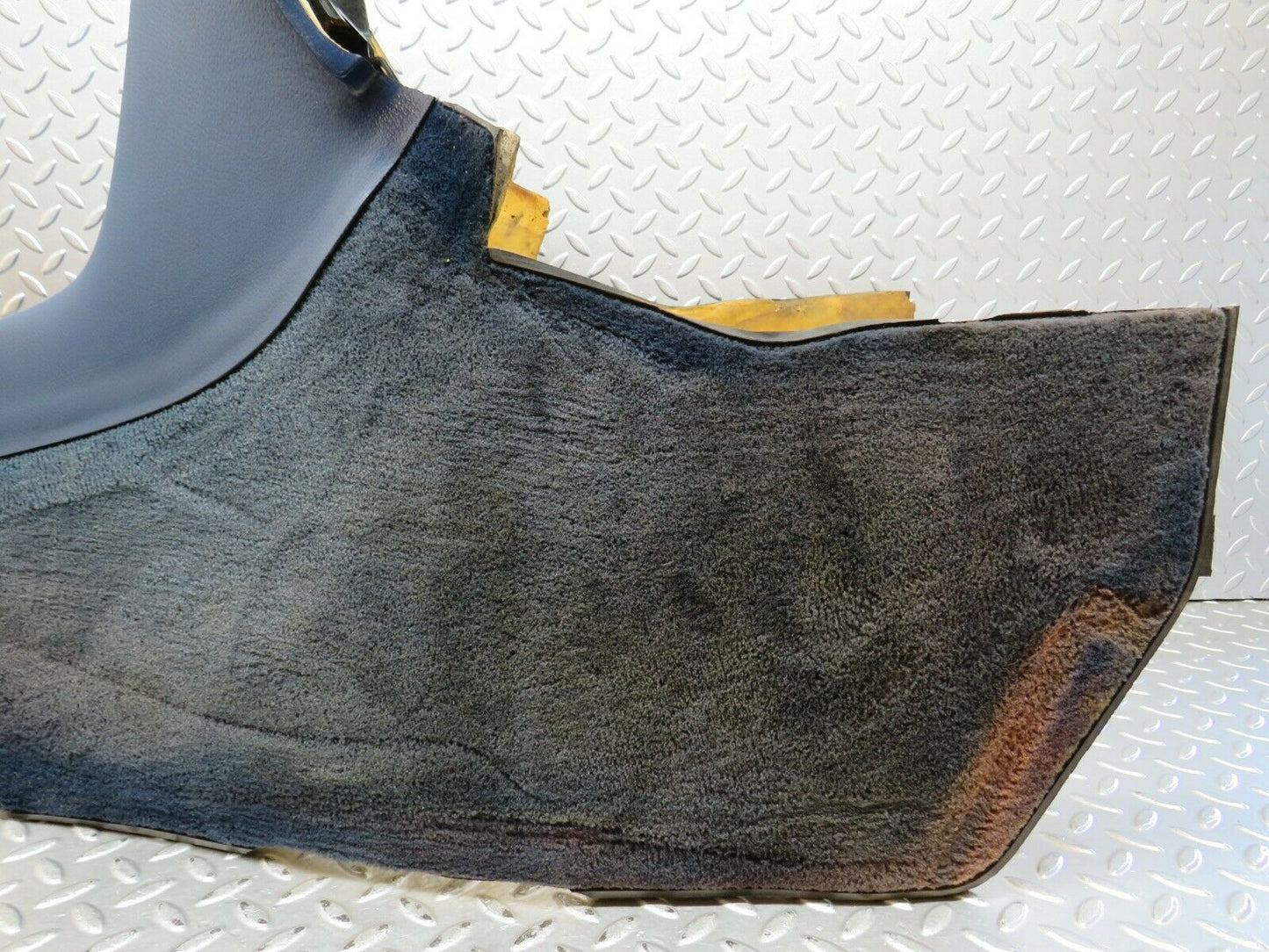 23832 Mercedes-Benz C107 450SLC Coupe Centre Console Blue 1076830225