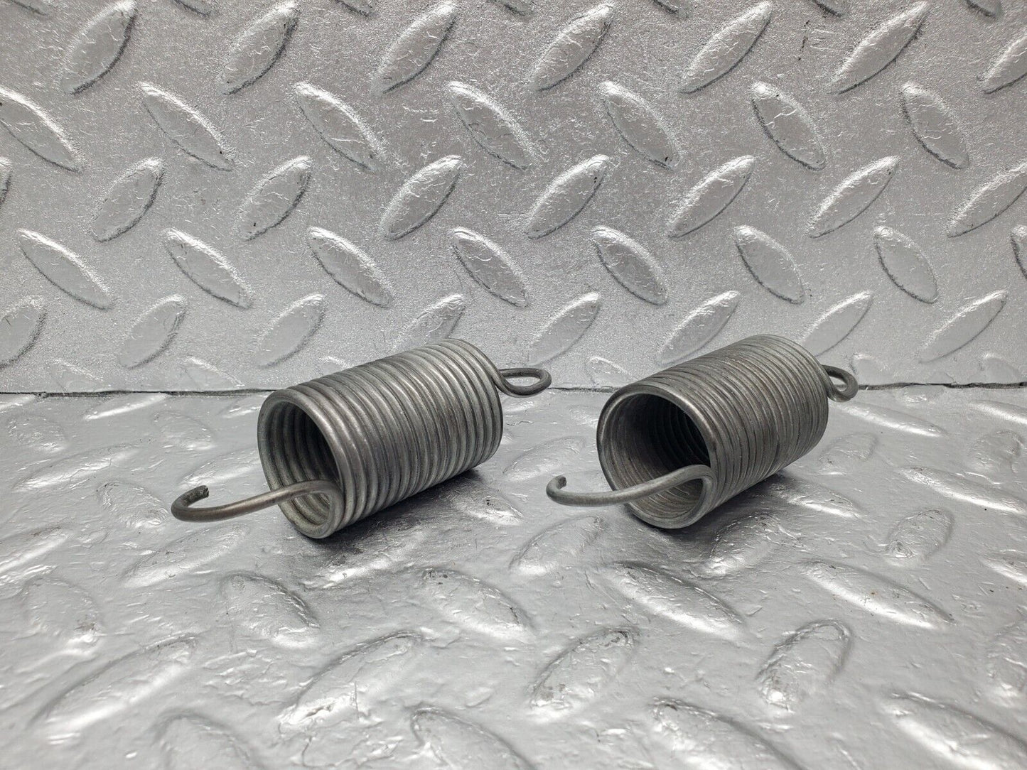 46656 Mercedes-Benz C123 280CE Coupe Front Seat Adjustment Spring Pair
