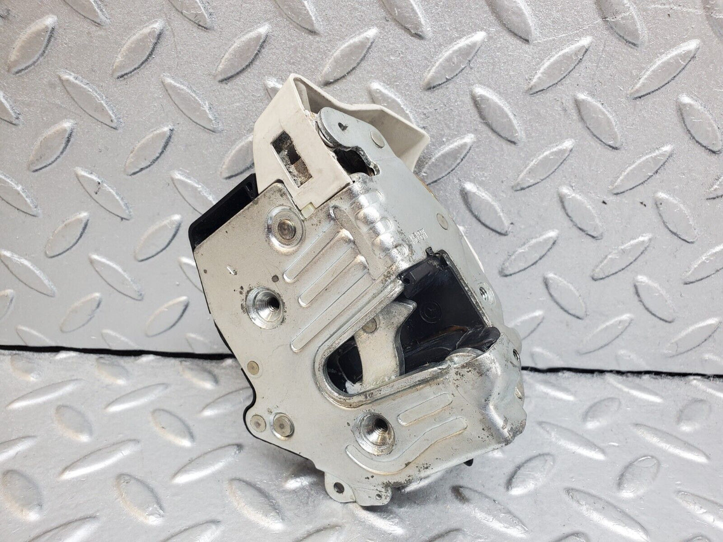 44791 Mercedes-Benz W124 220E Rear Left Door Lock Mechanism