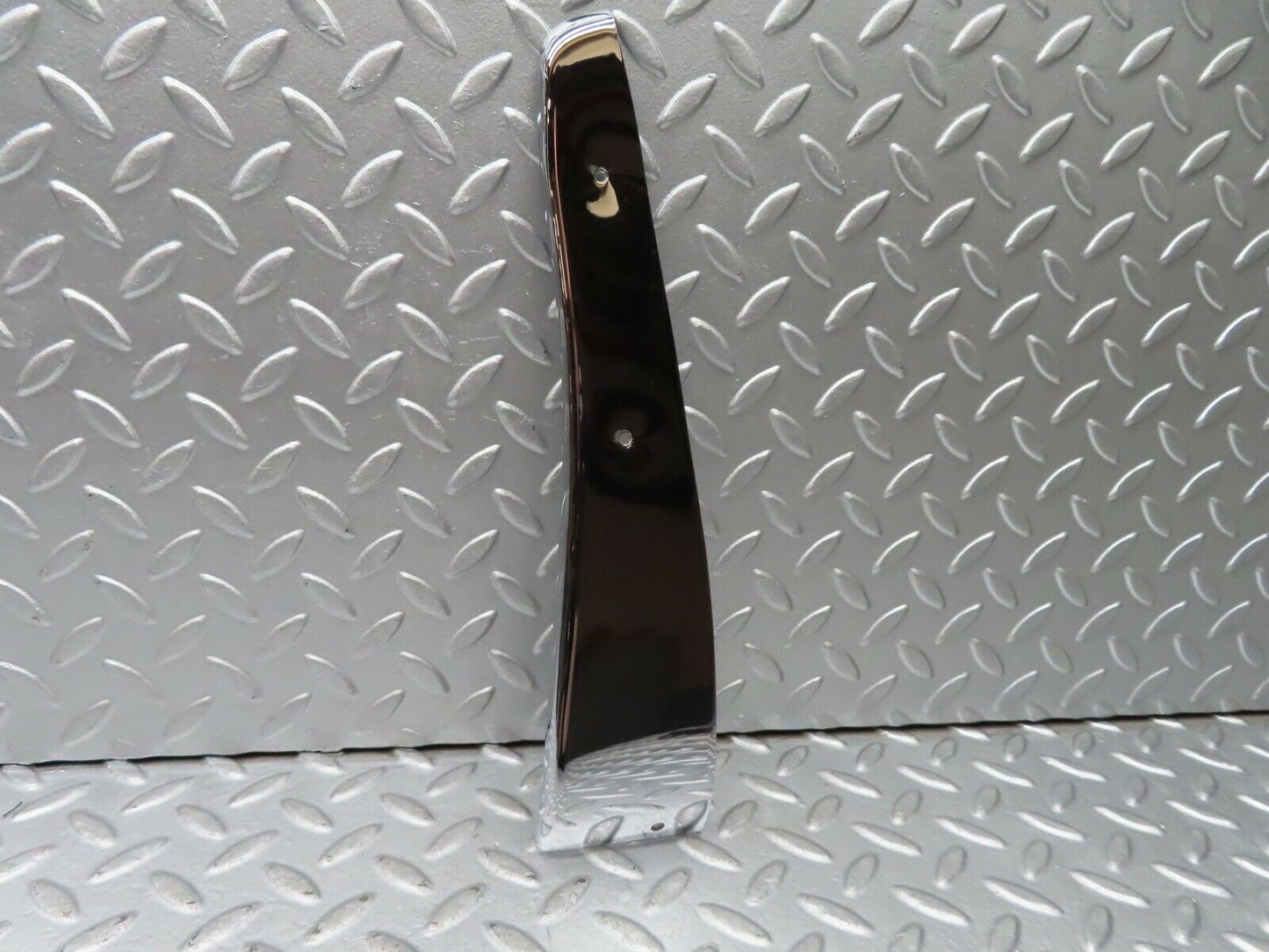 20513 Mercedes-Benz R107 450SL Left Door Chrome Cover