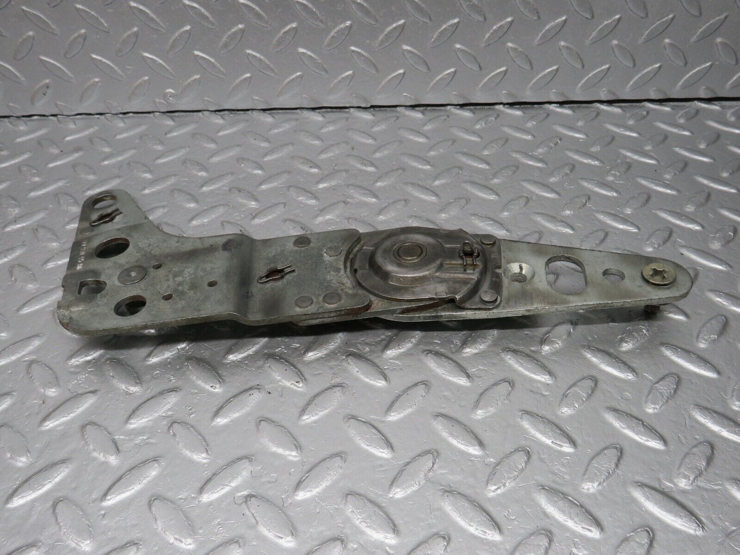 40016 Mercedes-Benz R107 350SL Front Left Seat Hinge 0009109586