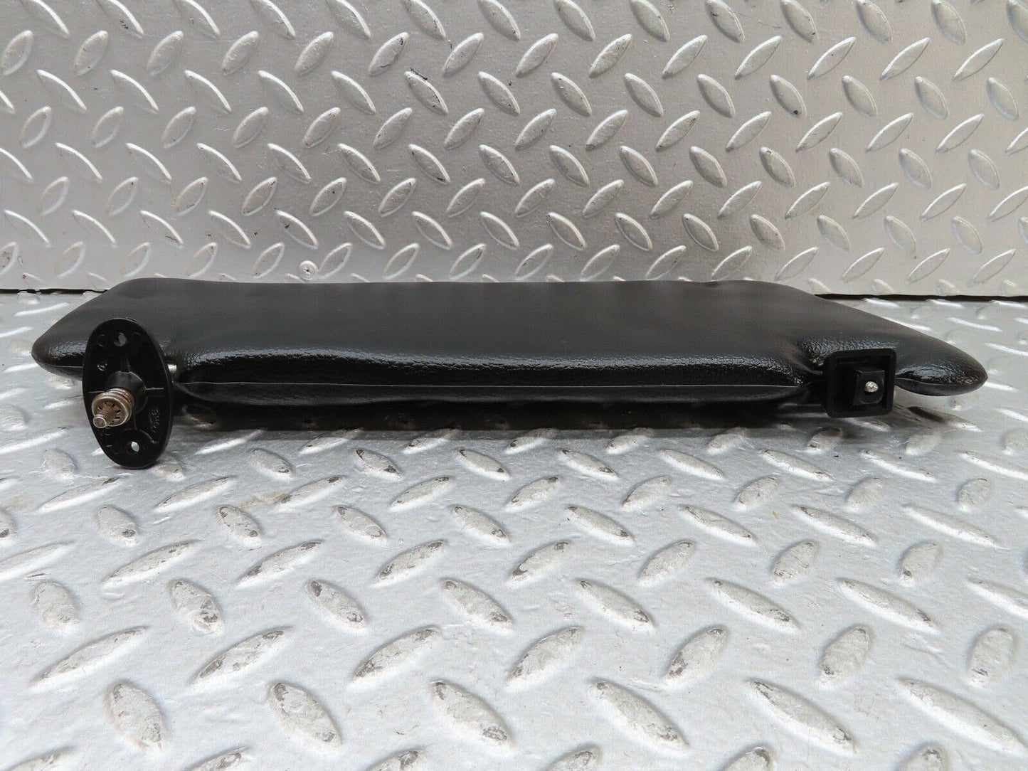 19040 Mercedes-Benz W123 300D Sun Visor Left Side Black
