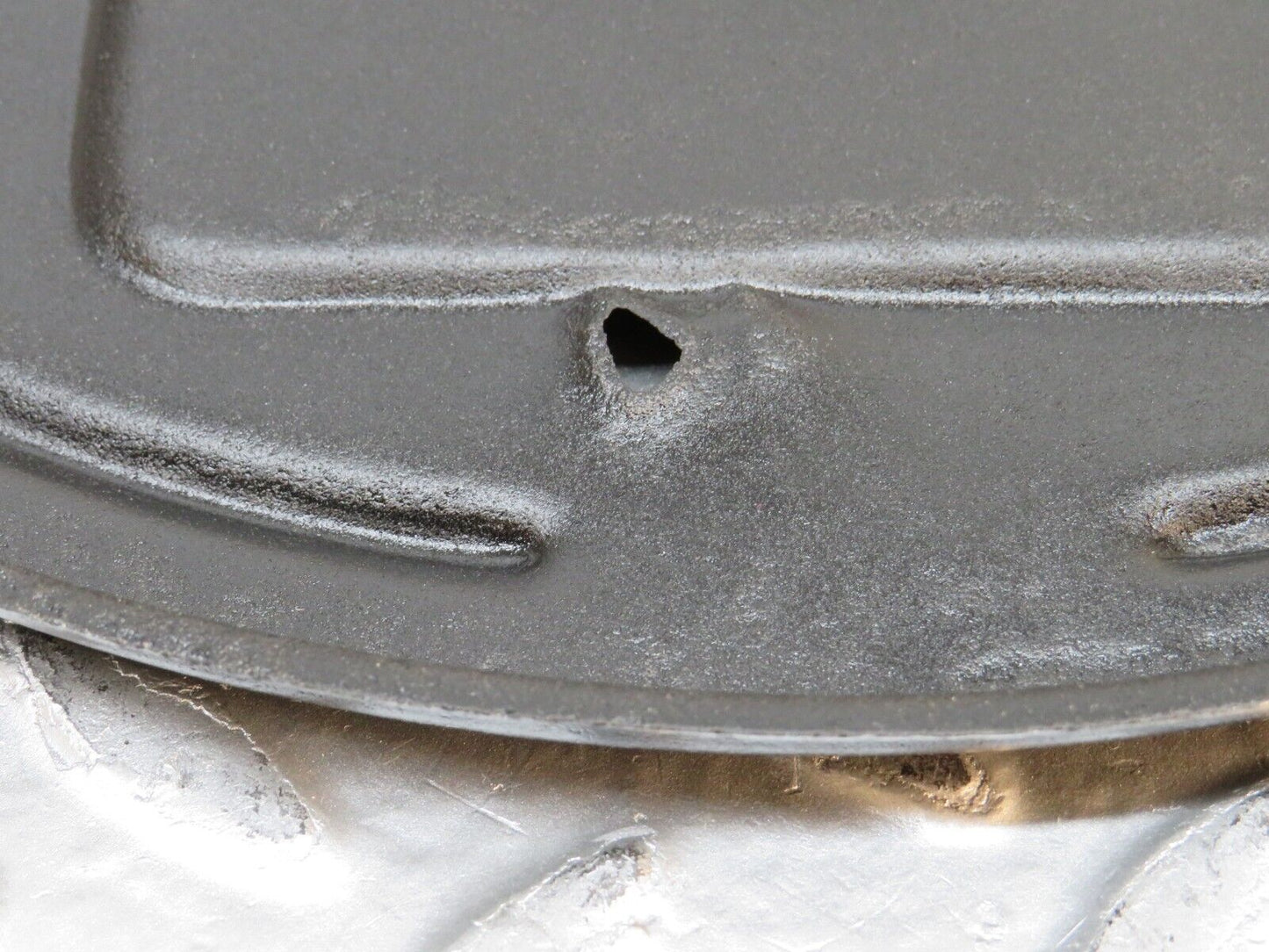32265 Mercedes-Benz W108 280SE Front Left Brake Disc Protection Plate