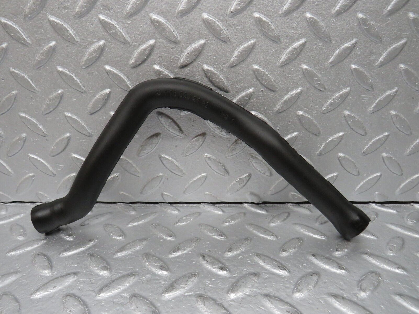 39163 Mercedes-Benz R107 500SL Air Intake Hose Pipe 1160942182