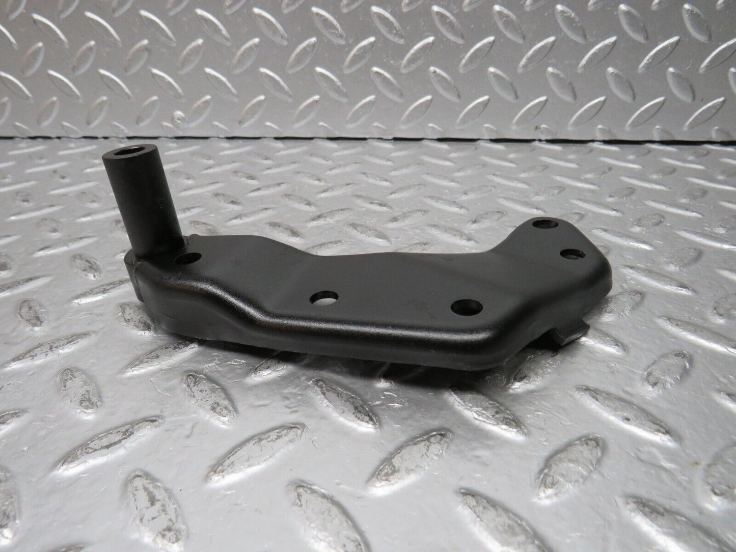29909 Mercedes-Benz W123 230E Alternator Generator Bracket