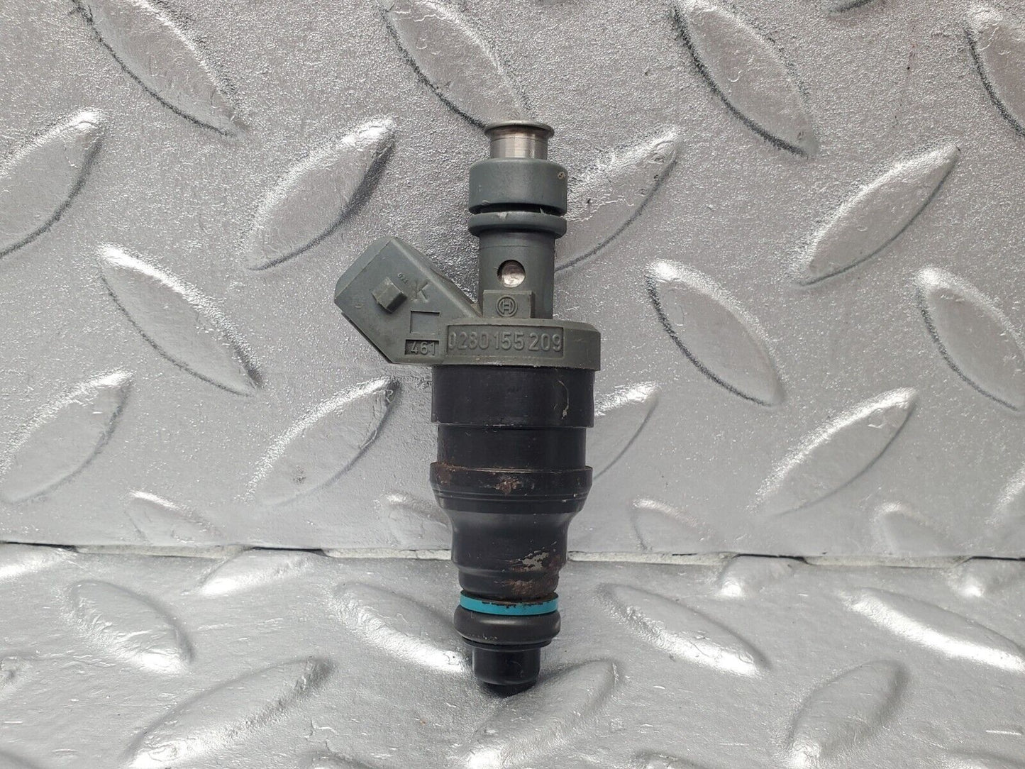 46245 Mercedes-Benz W124 280E Fuel Injector Bosch 0280155209 0000787323