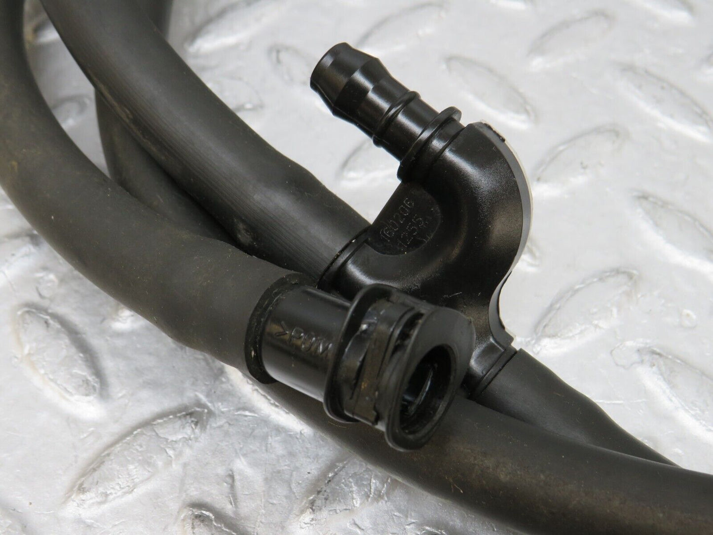35250 Mercedes-Benz W221 Headlight Washer Hose Pipe