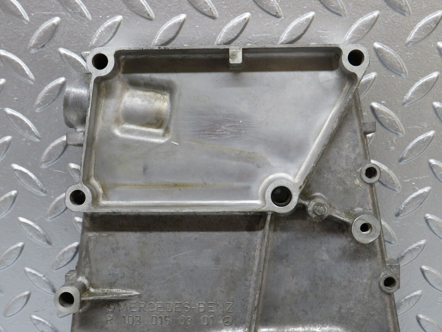 32643 Mercedes-Benz S124 300TE Wagon Timing Chain Cover 1030150301
