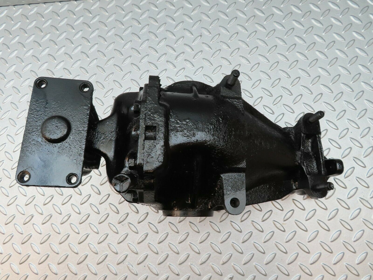 4102 Mercedes-Benz S123 200T Wagon Rear Differential Ratio 3.58 1233510101