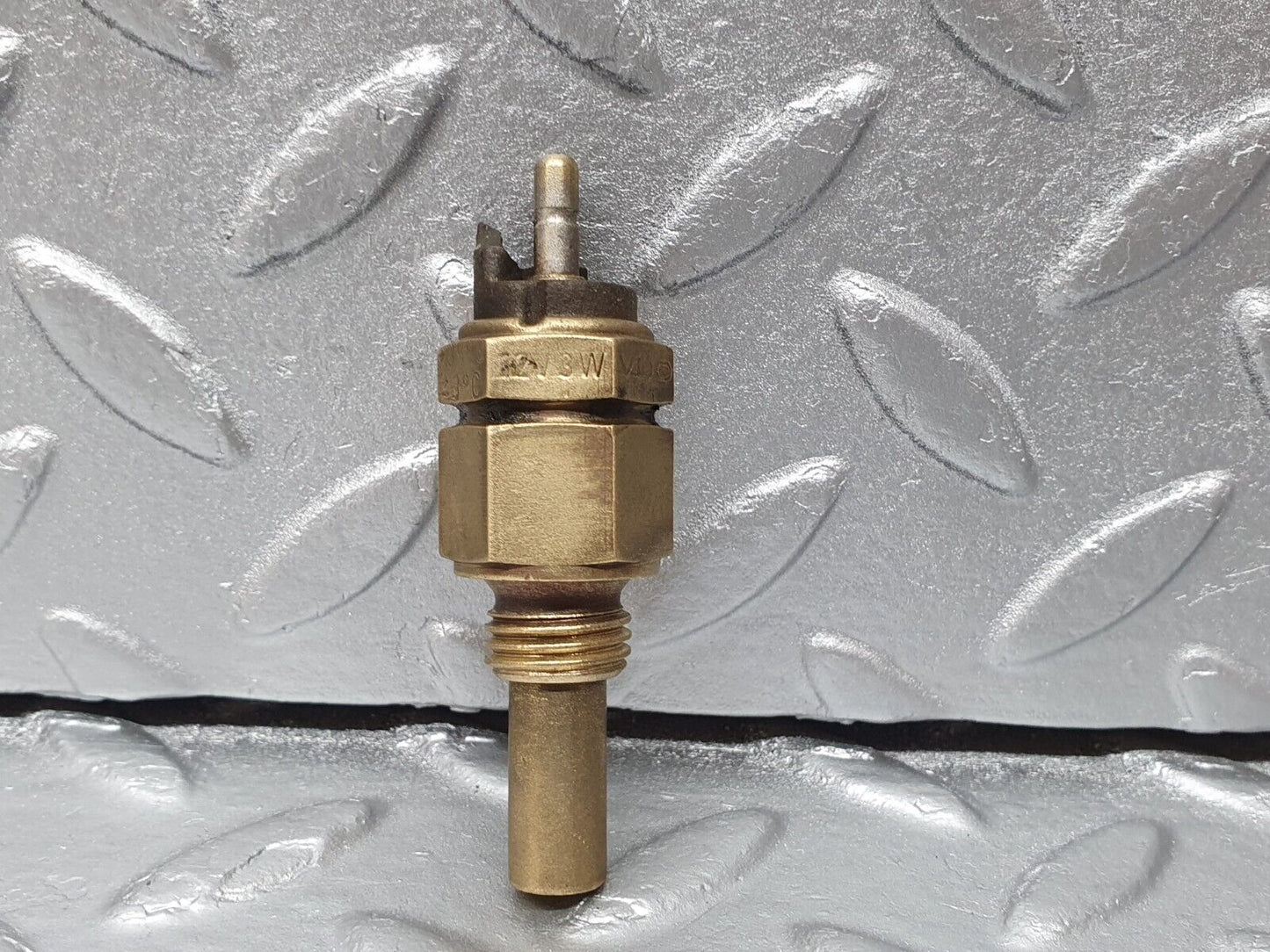 41340 Mercedes-Benz W114 280E Coolant Temperature Sensor VDO