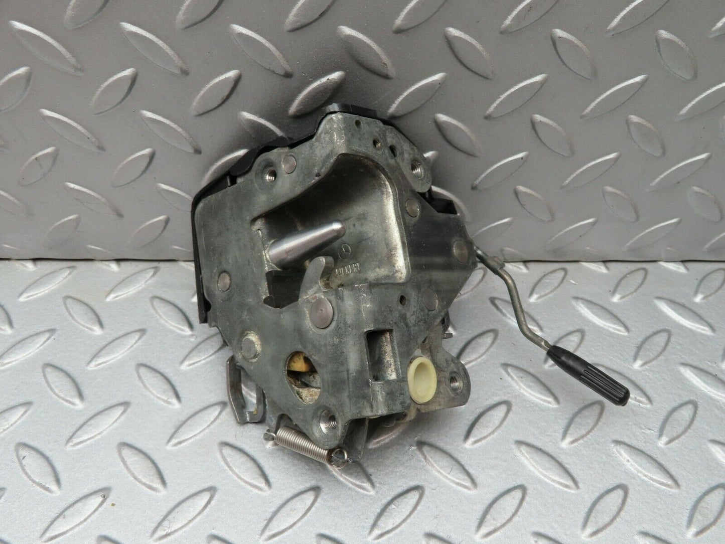 4316 Mercedes-Benz W123 230E Front Left Door Lock Mechanism