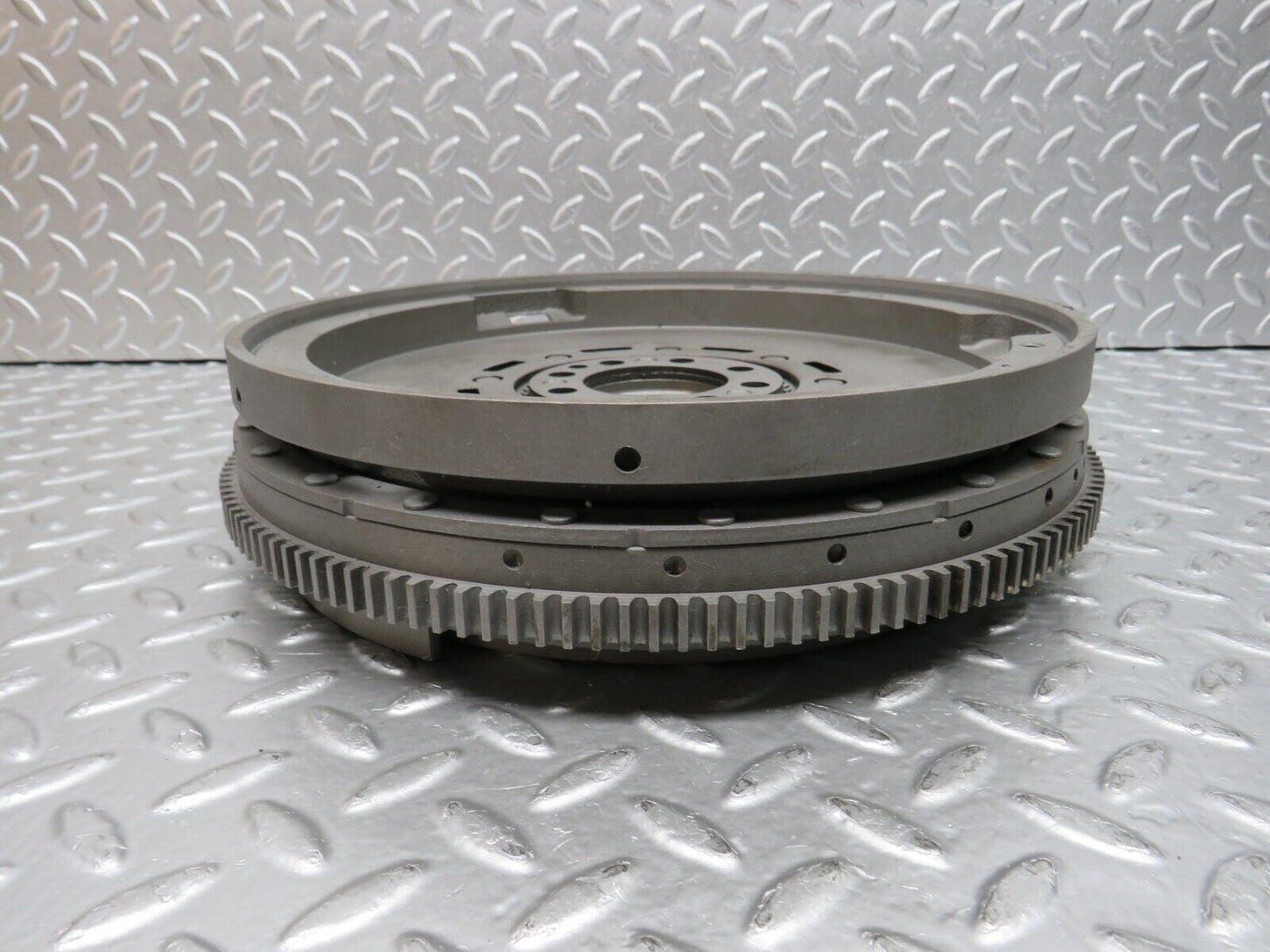 31504 Mercedes-Benz S124 220TE Wagon Flywheel Starter Ring Manual Gearbox Luk