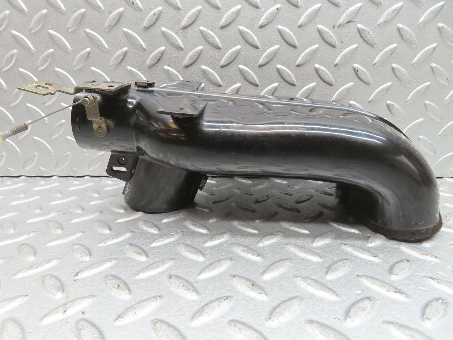 13844 Mercedes-Benz R107 450SL Heater Air Duct