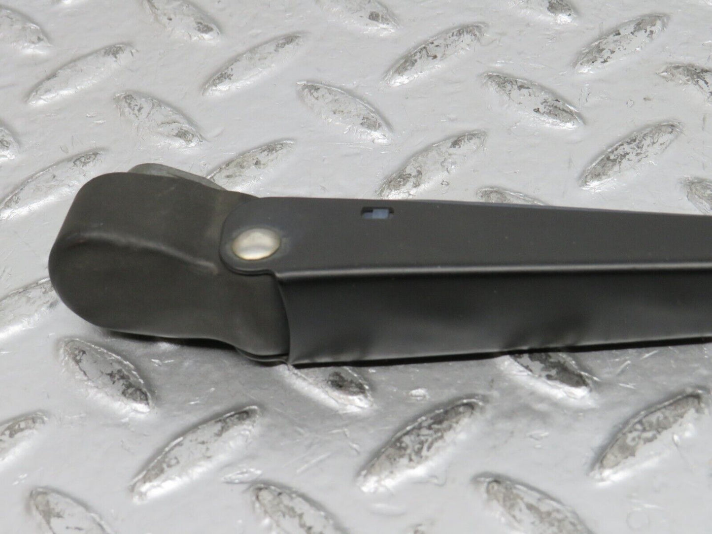 32099 Mercedes-Benz W123 230E Wiper Arm Bosch Left Side