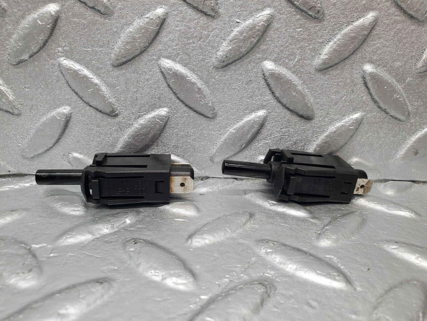 46981 Mercedes-Benz R129 320SL Coupe Door Contact Switch 2X 0015458714