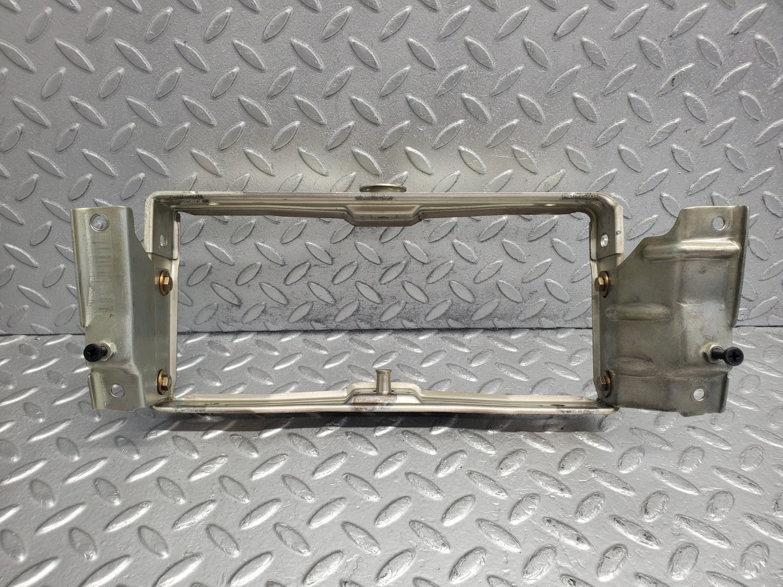 W124 Wagon dash airbag support bracket used OEM