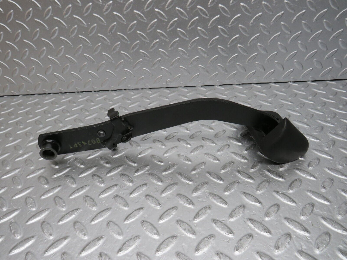 31698 Mercedes-Benz W201 190LE 1.8L Brake Pedal 1232910082